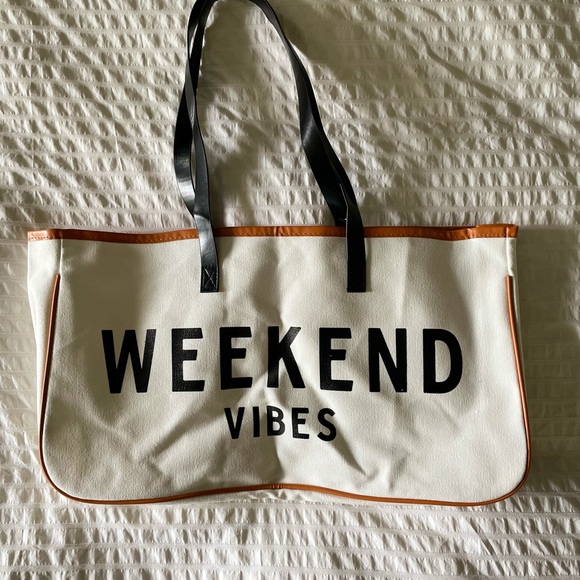 Weekend Tote - Picture 2 of 3